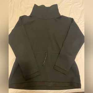 Nike turtleneck sweatshirt